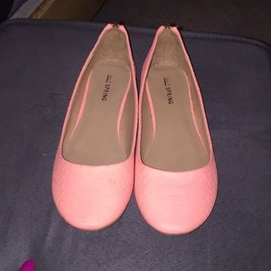 Peach Flat Shoes sz 6